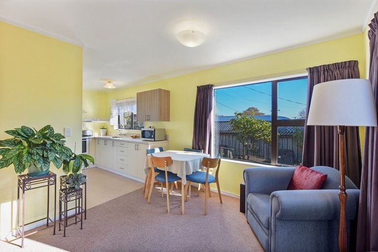 Photo of property in 3/48 Tennyson Crescent, Stoke, Nelson, 7011