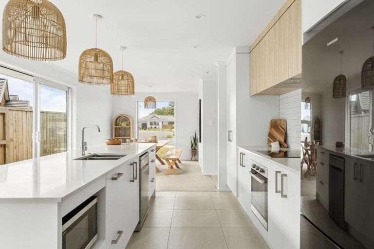 Photo of property in 83 Hills View Drive, Papamoa, 3118