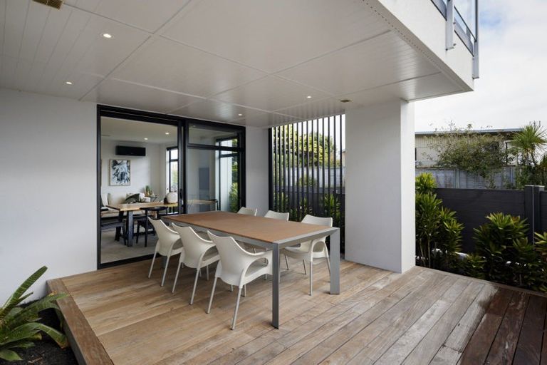 Photo of property in 1015 Papamoa Beach Road, Papamoa Beach, Papamoa, 3118