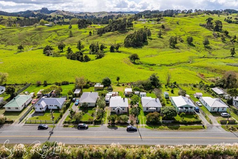 Photo of property in 1056 State Highway 12, Maungaturoto, 0583
