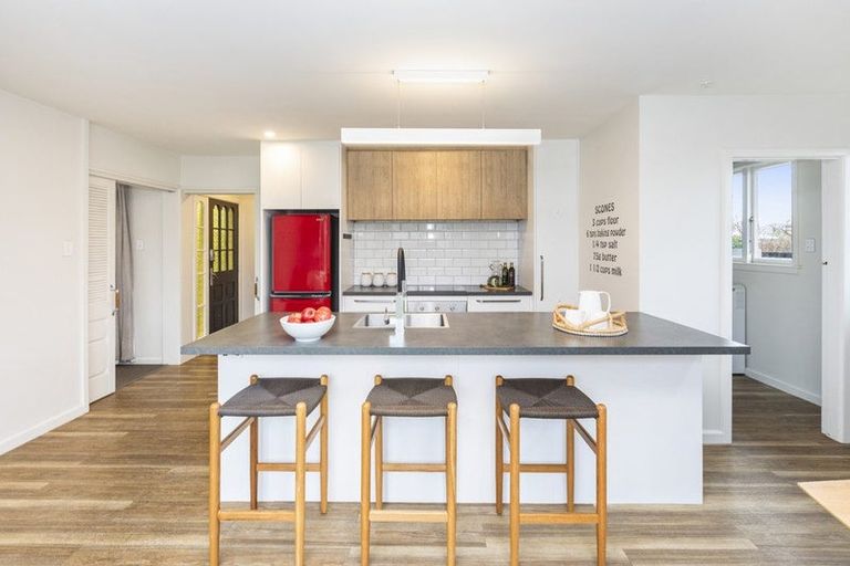 Photo of property in 48 Stanbury Avenue, Somerfield, Christchurch, 8024