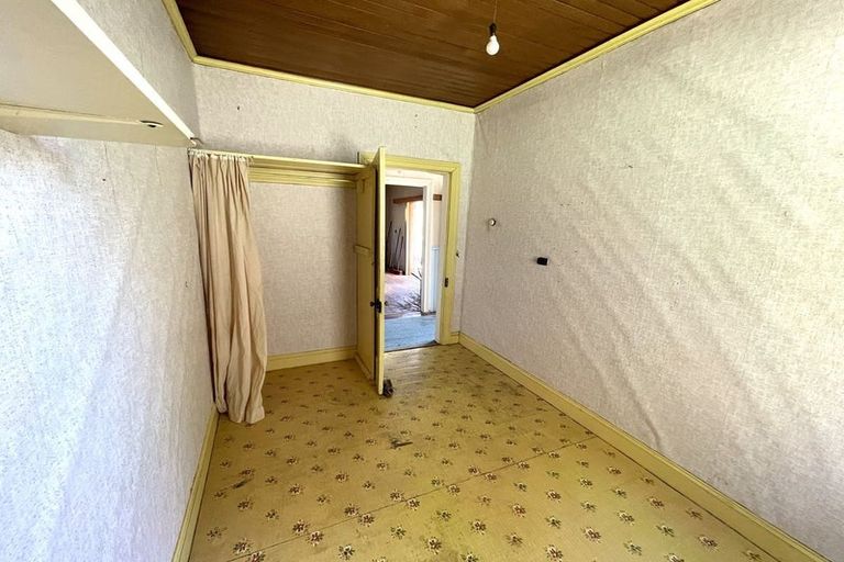 Photo of property in 11 Halsey Street, Clinton, 9534