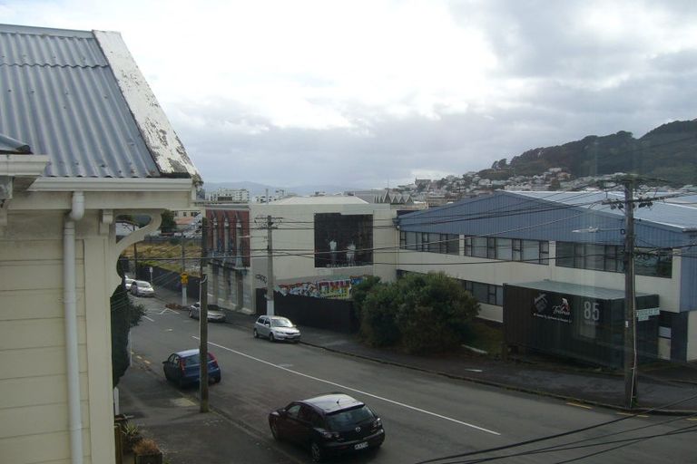 Photo of property in 78 Tasman Street, Mount Cook, Wellington, 6021