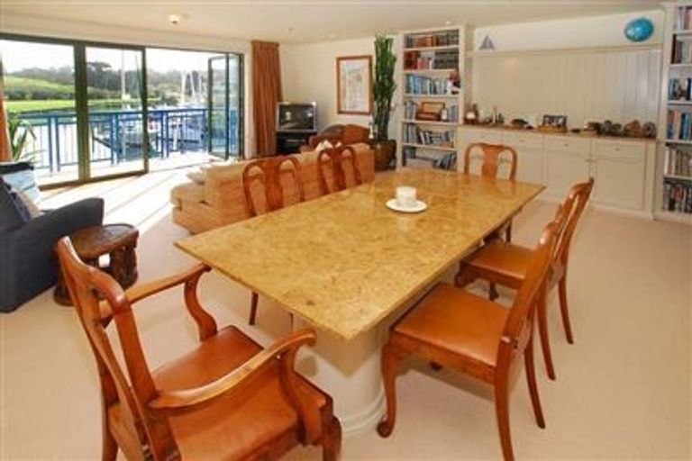 Photo of property in 72 Harbour Village Drive, Gulf Harbour, Whangaparaoa, 0930