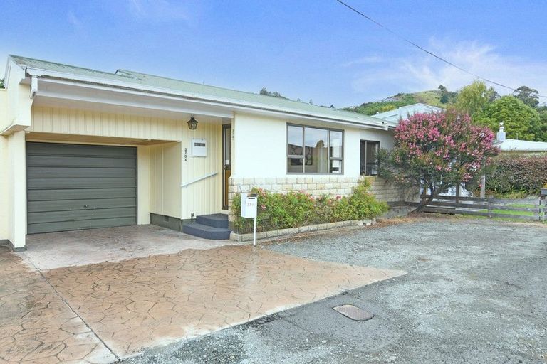 Photo of property in 370a Hardy Street, Nelson, 7010