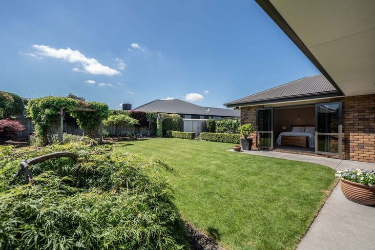 Photo of property in 8 Cooper Crescent, Cambridge, 3434