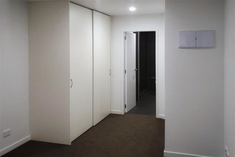 Photo of property in 3/167 Hobsonville Point Road, Hobsonville, Auckland, 0616