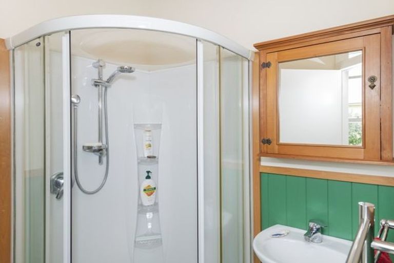 Photo of property in 5 Ormond Road, Whataupoko, Gisborne, 4010