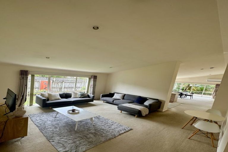 Photo of property in 6 Beragh Place, East Tamaki, Auckland, 2016