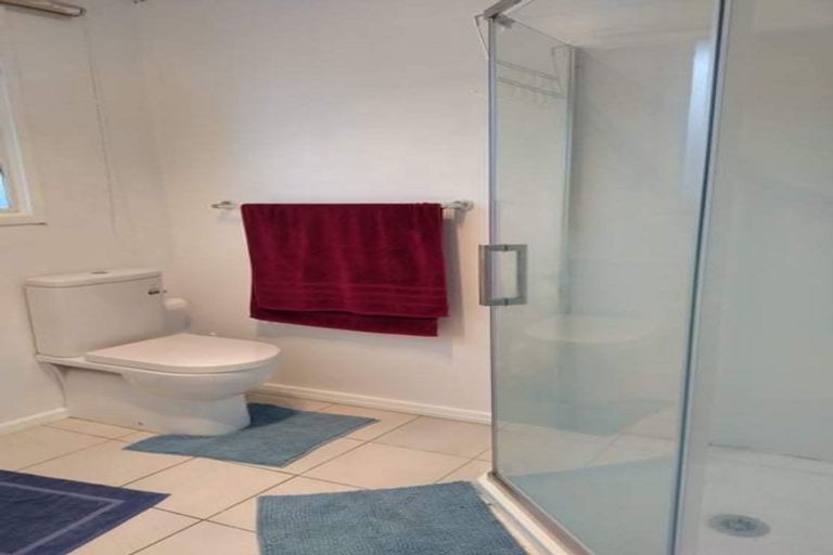 Photo of property in 2/115 Boundary Road, Clover Park, Auckland, 2019