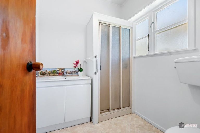 Photo of property in 65 Hall Crescent, Epuni, Lower Hutt, 5011