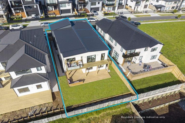 Photo of property in 11 Mill Hill Close, Flat Bush, 2019