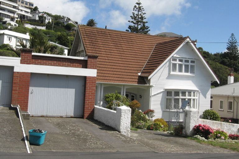 Photo of property in 5 Kio Road, Hataitai, Wellington, 6021