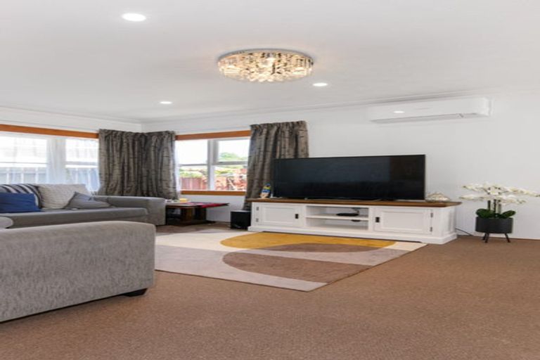 Photo of property in 4 Clark Street, Manurewa, Auckland, 2102