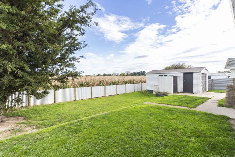 Photo of property in 42 Cascade Crescent, Westbrook, Palmerston North, 4412