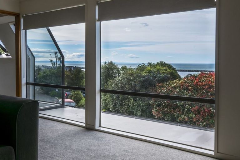 Photo of property in 2/12 Patmos Place, Mount Pleasant, Christchurch, 8081