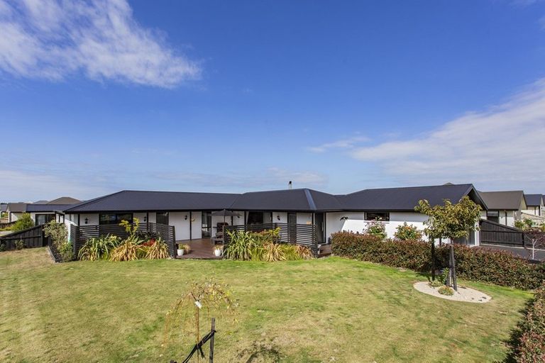 Photo of property in 18 Claremont Crescent, Amberley, 7410