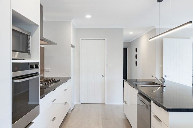 Photo of property in 20 Montia Close, Papamoa Beach, Papamoa, 3118