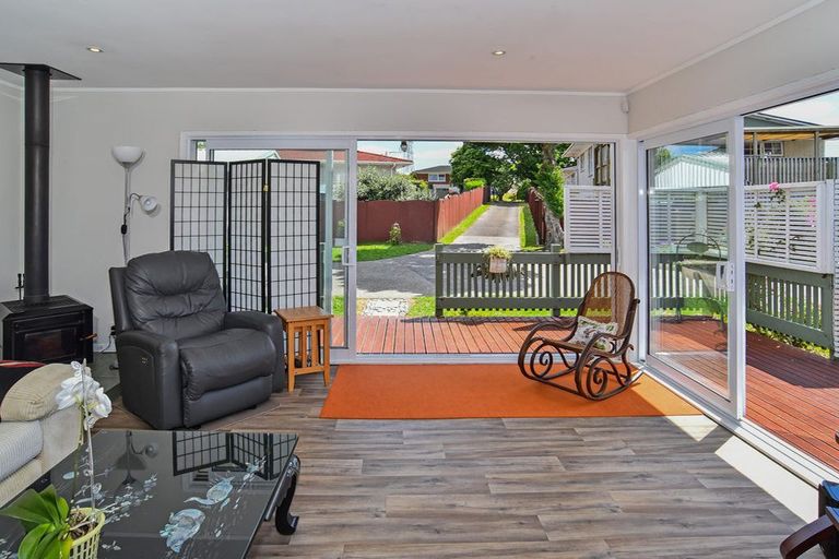 Photo of property in 11 Lakeside Drive, Pahurehure, Papakura, 2113