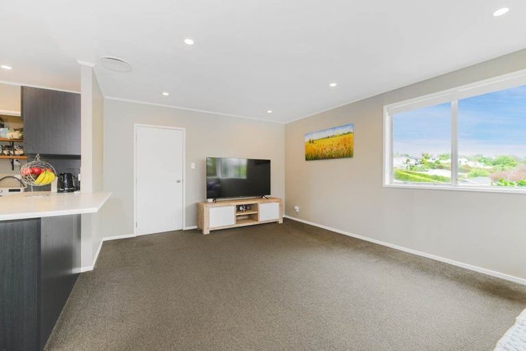 Photo of property in 132 Awaruku Road, Torbay, Auckland, 0630