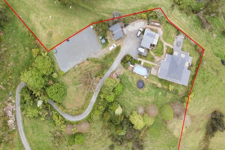 Photo of property in 780 Moonshine Hill Road, Moonshine Valley, Porirua, 5381