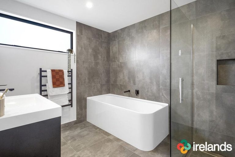 Photo of property in 4 Pegson Lane, Halswell, Christchurch, 8025