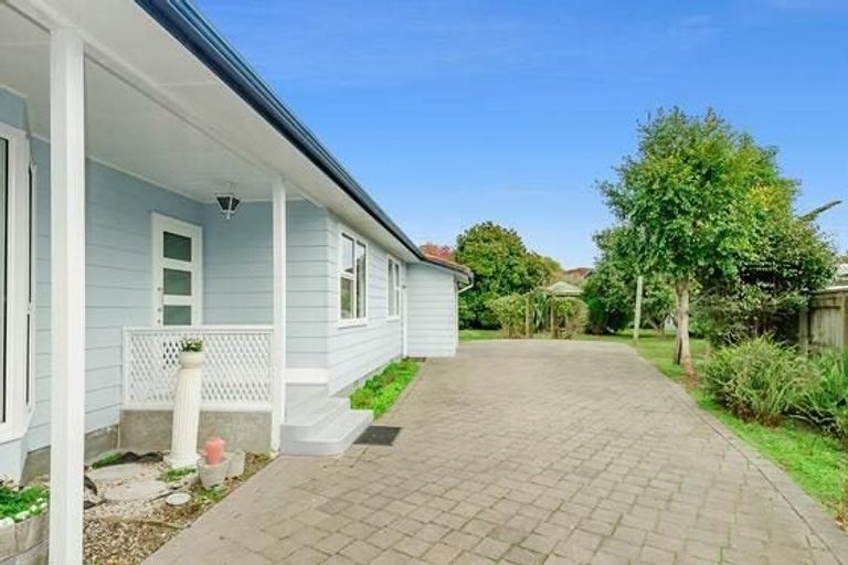 Photo of property in 75 Park Avenue, Waikanae, 5036