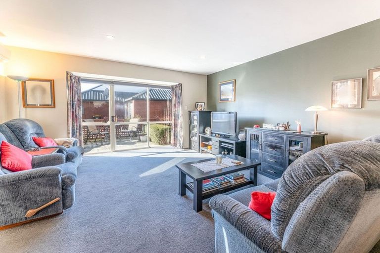 Photo of property in 3/676 Ferry Road, Woolston, Christchurch, 8023