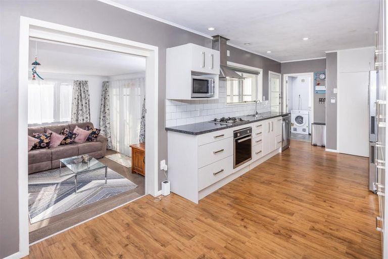 Photo of property in 47 Vardon Road, St Andrews, Hamilton, 3200