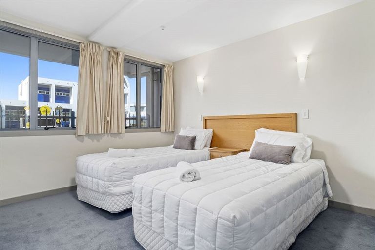Photo of property in Anchorage Apartments, 101/36 Victoria Road, Mount Maunganui, 3116