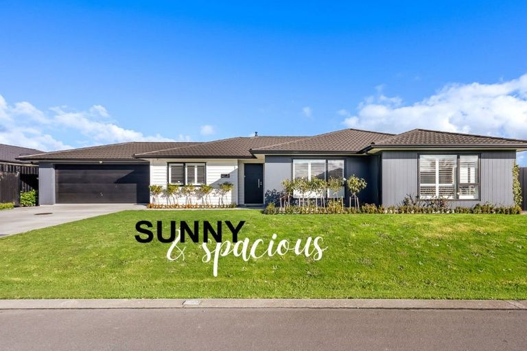 Photo of property in 5 Buddle Road, Wallaceville, Upper Hutt, 5018