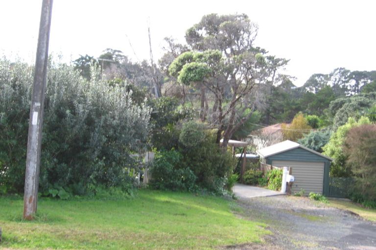 Photo of property in 4 Hauraki Road, Leigh, 0985