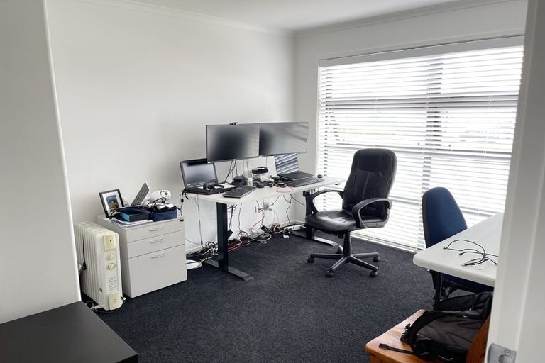 Photo of property in 12 Tawhiti Road, Pukekohe, 2120