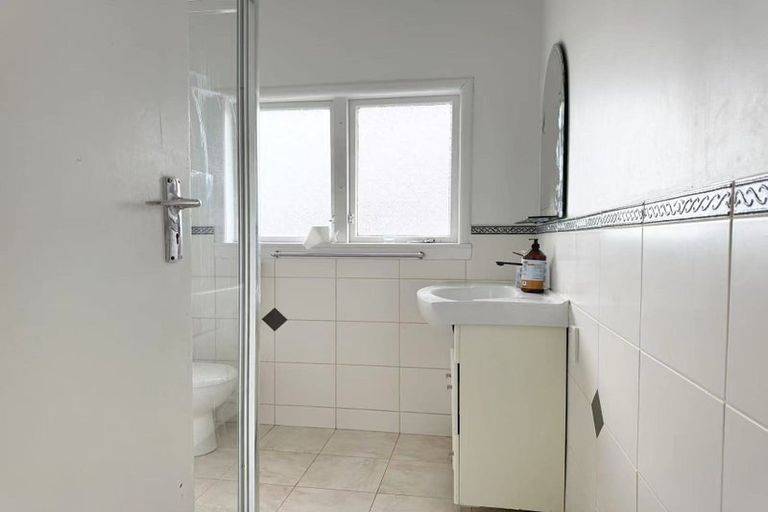 Photo of property in 98 Portage Road, New Lynn, Auckland, 0600