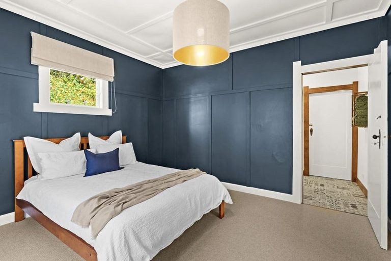 Photo of property in 45 Faraday Street, Hospital Hill, Napier, 4110