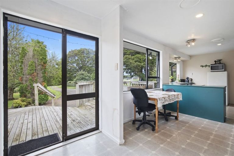 Photo of property in 30 Kotuku Road, Otaua, Waiuku, 2682