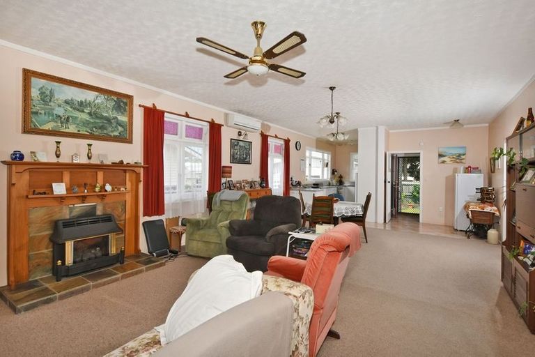 Photo of property in 27 Maunu Road, Avenues, Whangarei, 0110