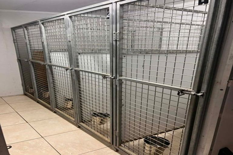 Photo of property in 140 Mako Mako Road, Levin, 5510