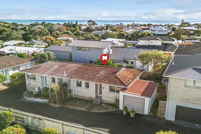 Photo of property in 2/50 Paynters Avenue, Strandon, New Plymouth, 4312