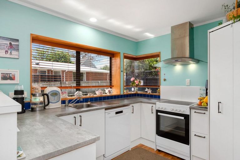 Photo of property in 79b Welcome Bay Road, Welcome Bay, Tauranga, 3112