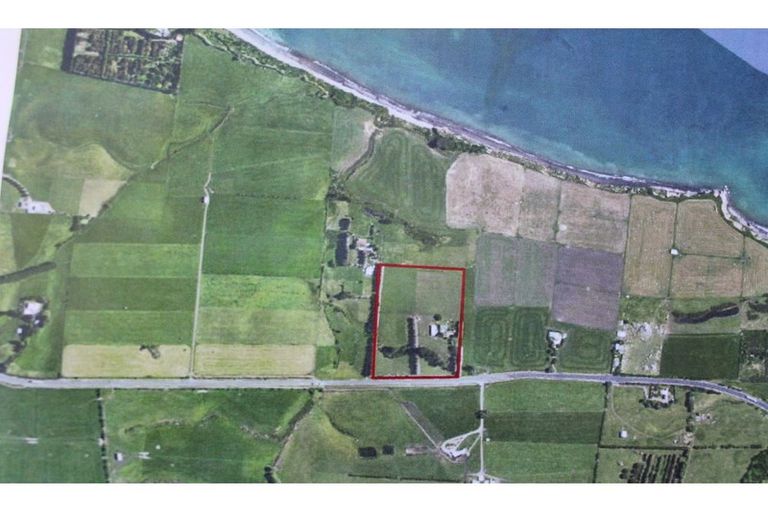 Photo of property in 787 Main North Road, Motunui, Waitara, 4383