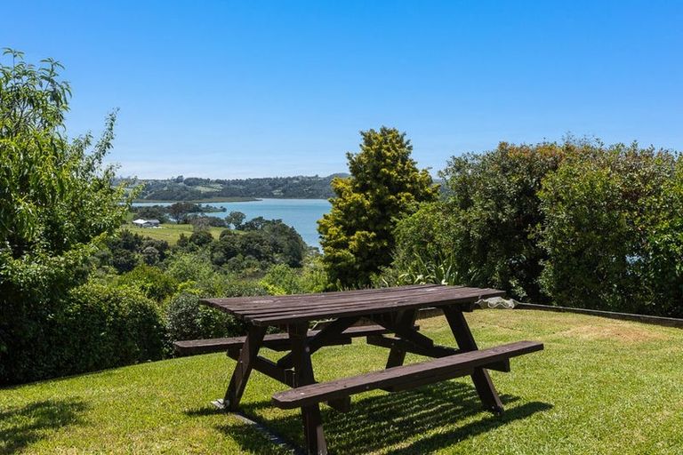 Photo of property in 3 Lysnar Road, Matakana, Warkworth, 0985