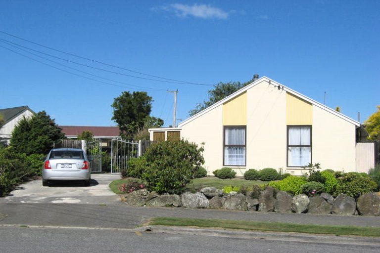 Photo of property in 40 Tintern Avenue, Avonhead, Christchurch, 8042