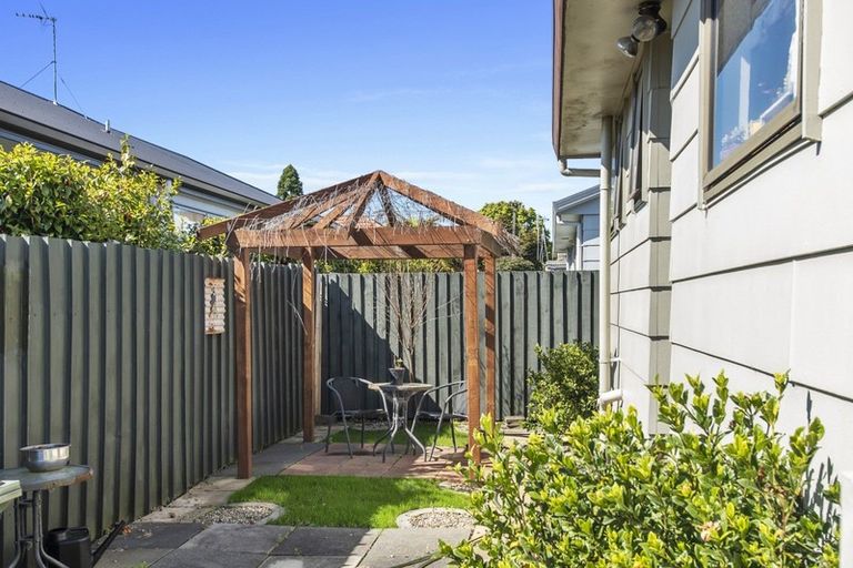 Photo of property in 50c Bandon Street, Frankton, Hamilton, 3204