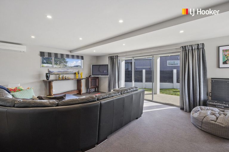 Photo of property in 333 Highcliff Road, Highcliff, Dunedin, 9013