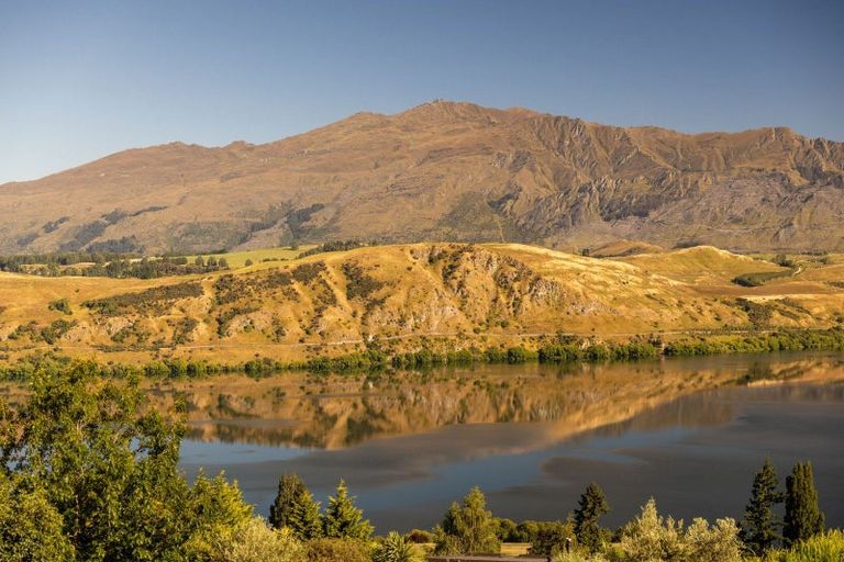 Photo of property in 101 Jean Robins Drive, Lake Hayes, Queenstown, 9371