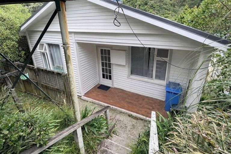 Photo of property in 4/6 Balfour Street, Mornington, Wellington, 6021