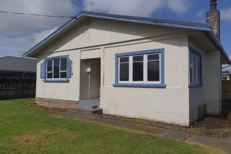 Photo of property in 352 Carrington Street, Vogeltown, New Plymouth, 4310