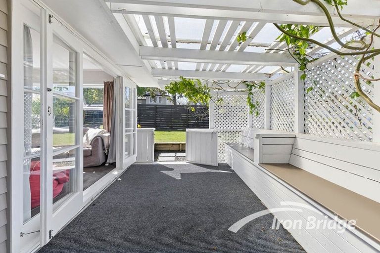 Photo of property in 24 Paragon Avenue, Beach Haven, Auckland, 0626