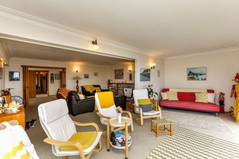 Photo of property in 2/5 Hine Street, New Plymouth, 4310